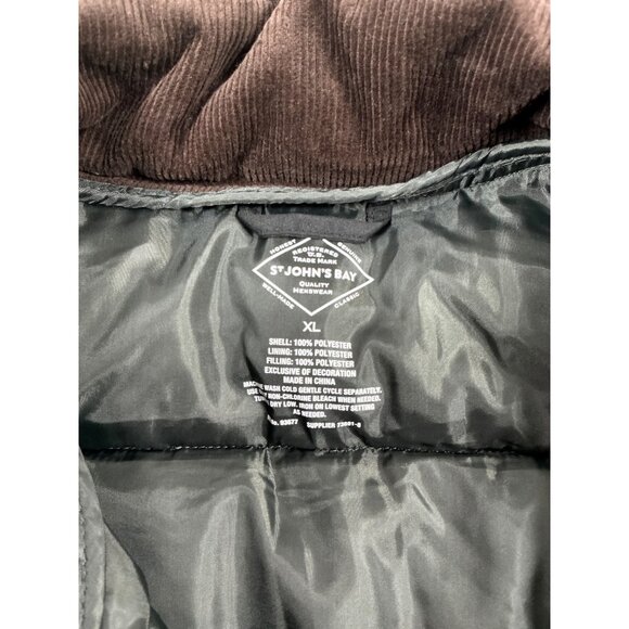 St. John’s Bay – Men’s Black Puffer Sleeveless Vest – Size XL - Picture 3 of 8